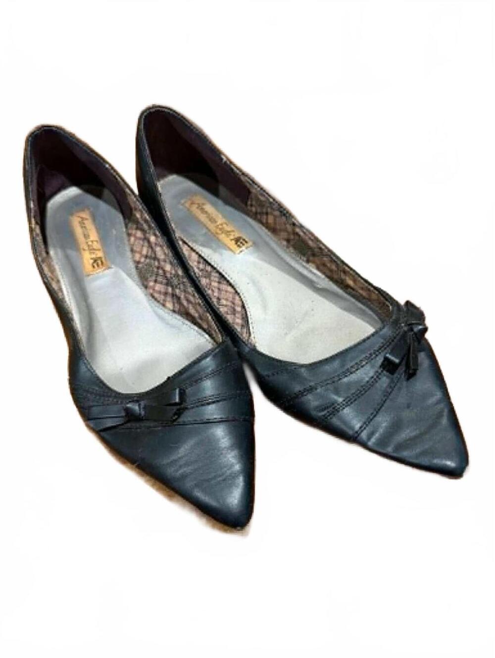 American Eagle Black Leather Pointed Toe Flats with Bow Accent 9.5
